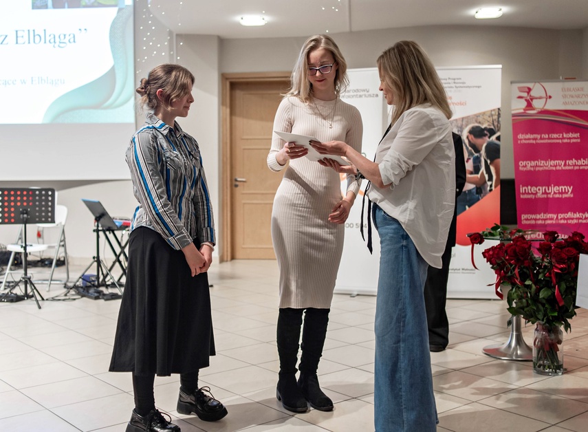 Nagrodzono najaktywniejszych wolontariuszy zdjęcie nr 340352