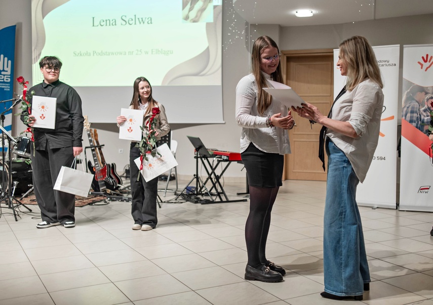 Nagrodzono najaktywniejszych wolontariuszy zdjęcie nr 340363