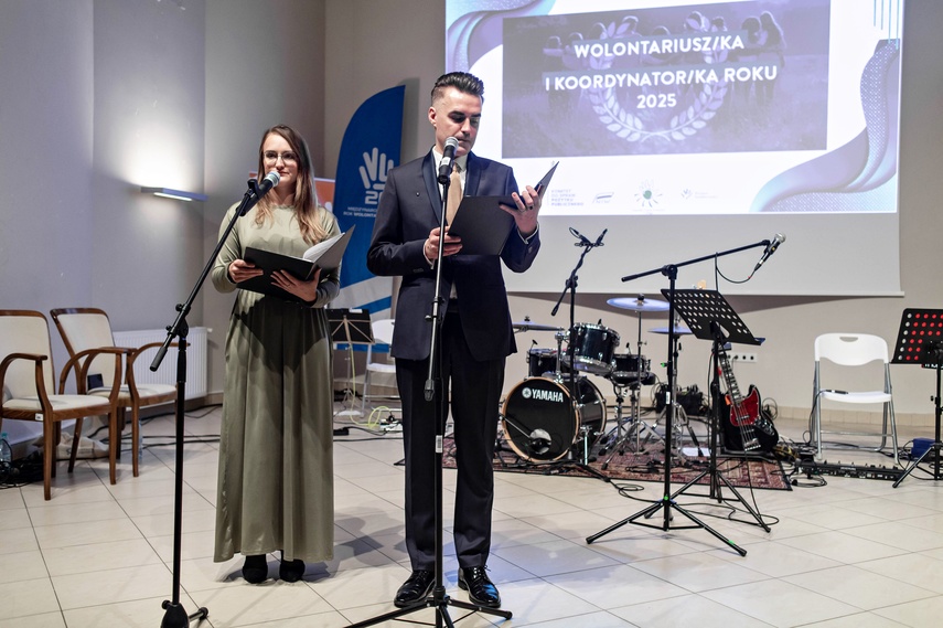 Nagrodzono najaktywniejszych wolontariuszy zdjęcie nr 340333