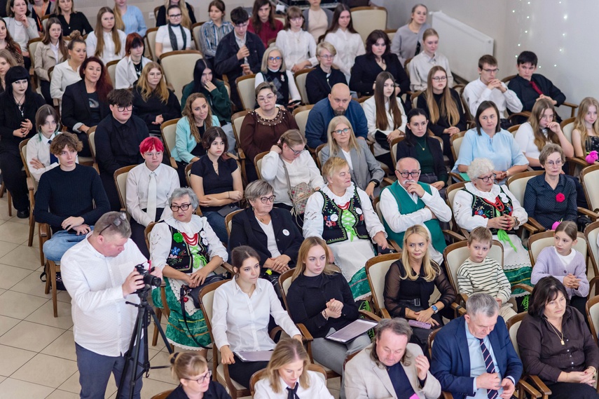 Nagrodzono najaktywniejszych wolontariuszy zdjęcie nr 340322