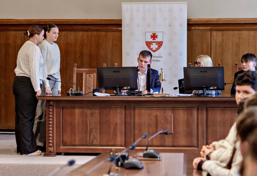 Obradowali młodzi radni zdjęcie nr 340437