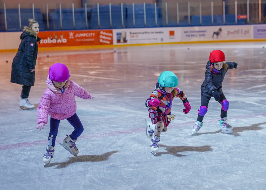 Łyżwiarskie Czwartki wystartowały zdjęcie nr 340614