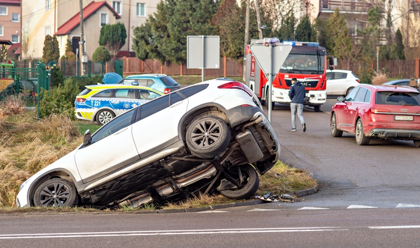 To się ogląda Wymusiła pierwszeństwo i wylądowała w rowie