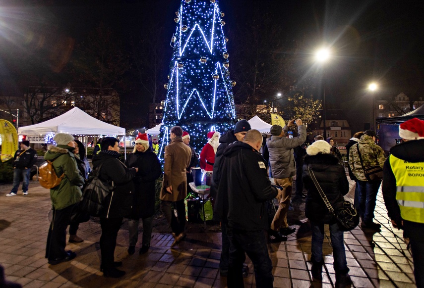 Nigdy nie jesteś sam, czyli wigilia na placu Dworcowym zdjęcie nr 340835
