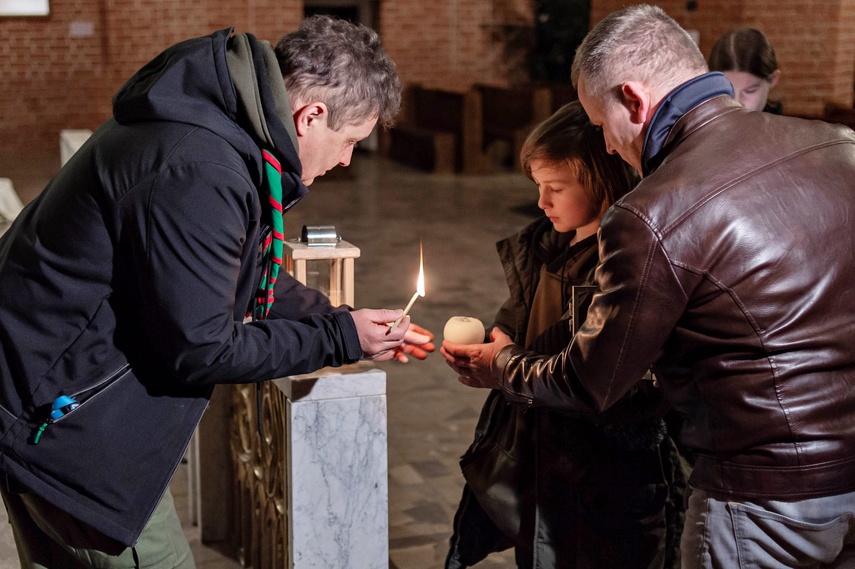 To się ogląda Harcerski ogień z Betlejem