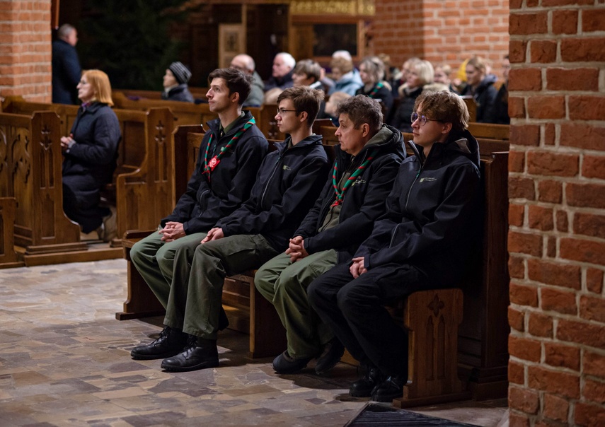 Harcerski ogień z Betlejem zdjęcie nr 340868