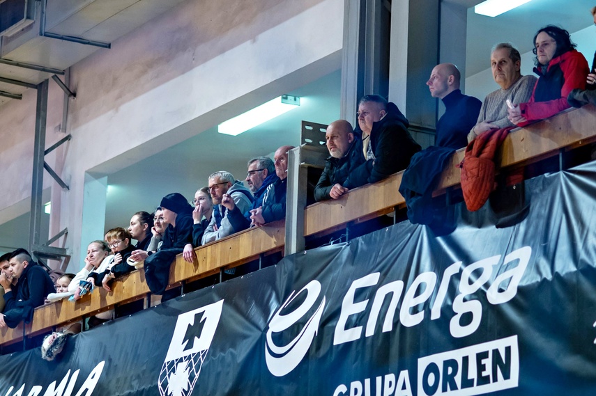 Trudna sytuacja Startu zdjęcie nr 341141