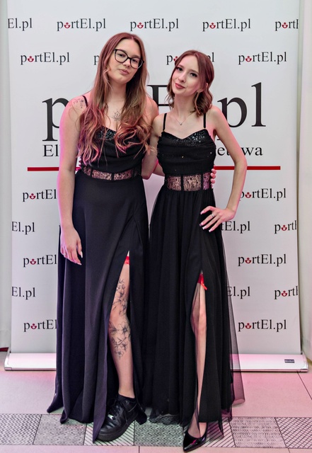 Zaczynamy studniówki! Tak bawili się uczniowie Zespołu Szkół Gosporadczych zdjęcie nr 341553