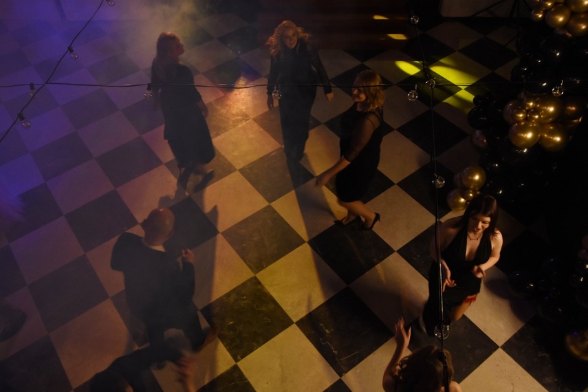 "Studniówka niepowtarzalna jak każdy z was" zdjęcie nr 341501