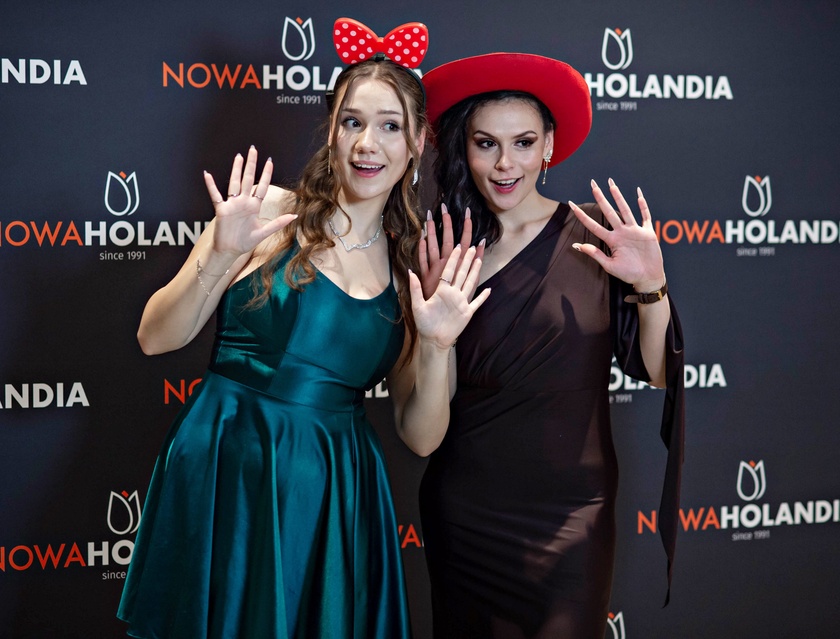 Tak bawiło się na studniówce III Liceum Ogólnokształcące zdjęcie nr 341692