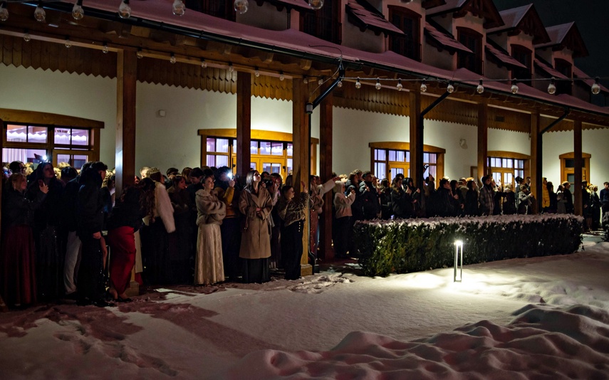 Tak bawiło się na studniówce III Liceum Ogólnokształcące zdjęcie nr 341709