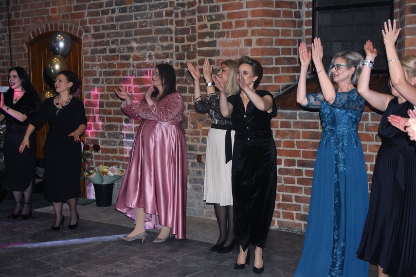 Chwilo trwaj... Studniówka ZPSM zdjęcie nr 341797