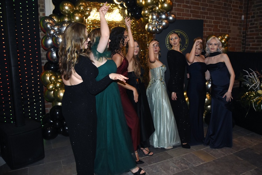 Chwilo trwaj... Studniówka ZPSM zdjęcie nr 341779