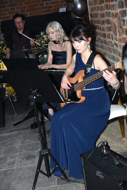 Chwilo trwaj... Studniówka ZPSM zdjęcie nr 341784