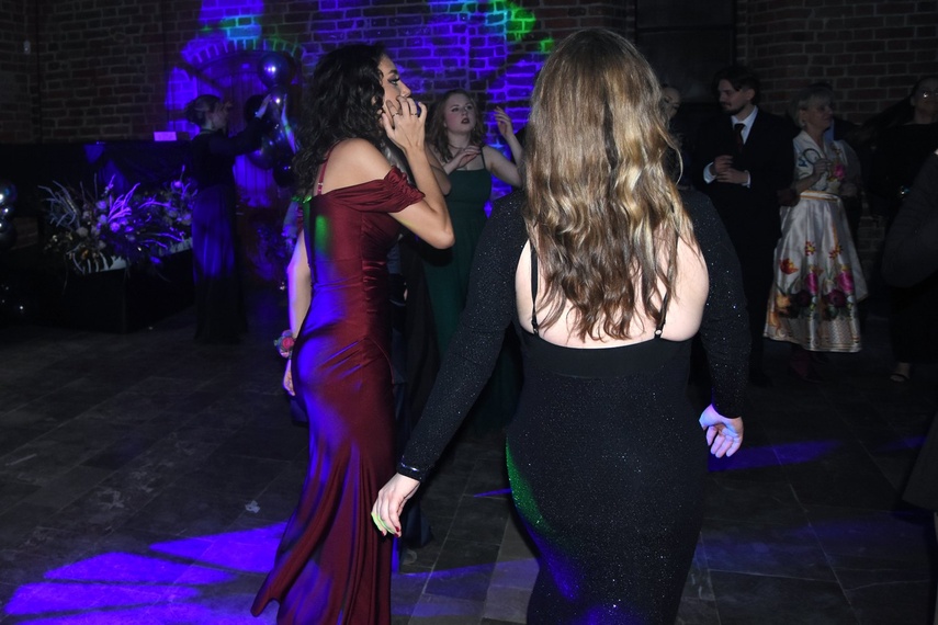 Chwilo trwaj... Studniówka ZPSM zdjęcie nr 341812