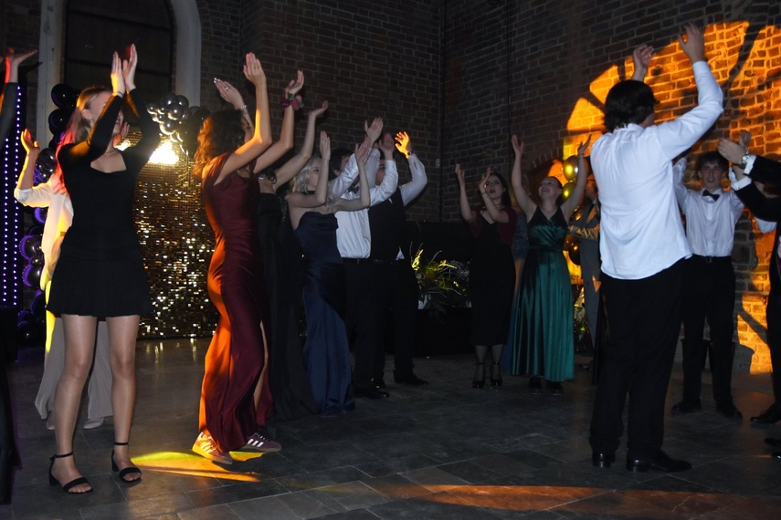 Chwilo trwaj... Studniówka ZPSM zdjęcie nr 341805