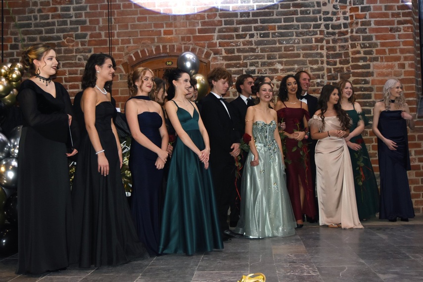 Chwilo trwaj... Studniówka ZPSM zdjęcie nr 341733