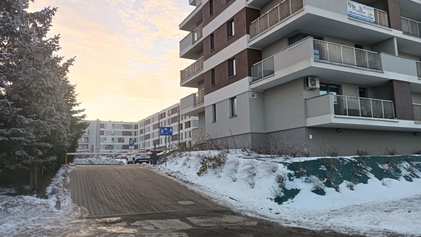 Buble nie dają spokoju mieszkańcom, deweloper milczy zdjęcie nr 341879