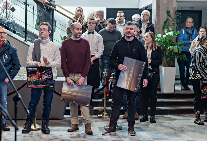 Fotka Miesiąca w blasku jubileuszu zdjęcie nr 341942