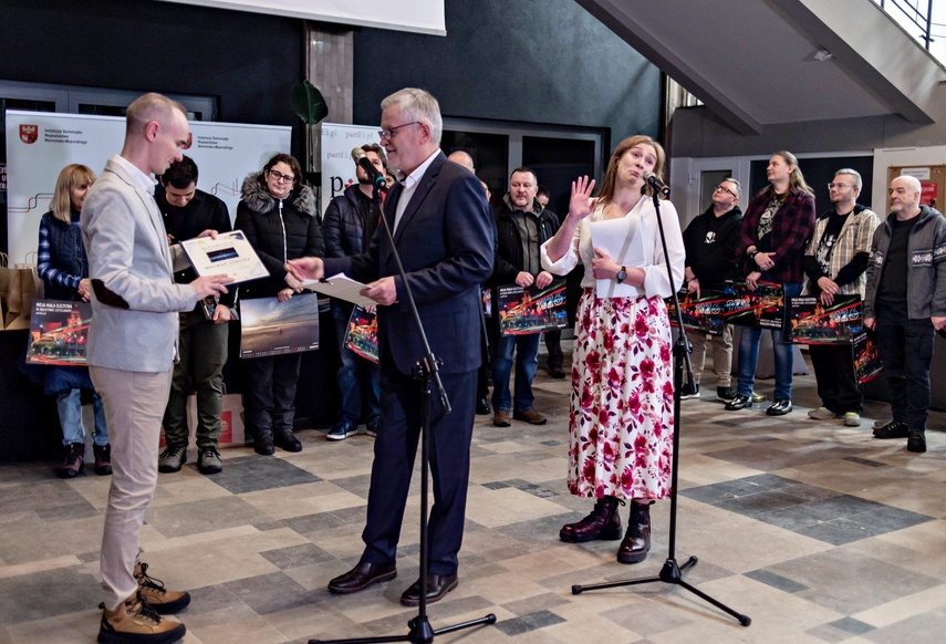 Fotka Miesiąca w blasku jubileuszu zdjęcie nr 341939