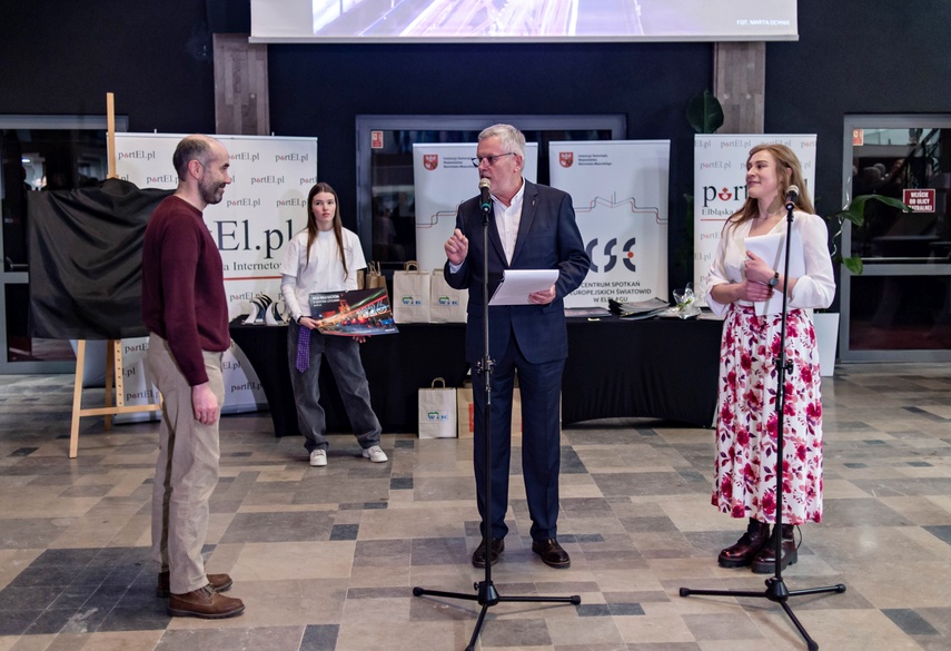 Fotka Miesiąca w blasku jubileuszu zdjęcie nr 341934