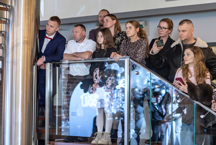 Studniówkę ma się tylko raz w życiu zdjęcie nr 342021