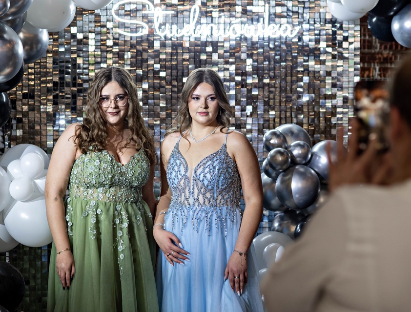 Studniówkę ma się tylko raz w życiu zdjęcie nr 342049