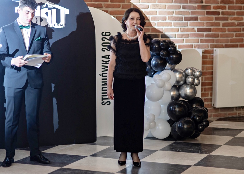 Studniówkę ma się tylko raz w życiu zdjęcie nr 342027