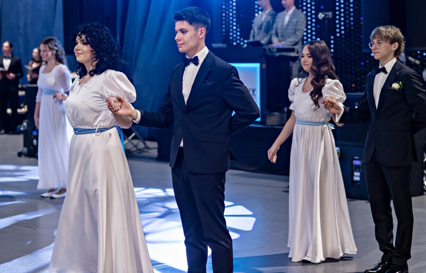 Studniówka I LO.  zdjęcie nr 342228