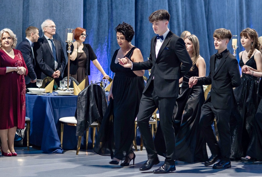 Studniówka I LO.  zdjęcie nr 342195