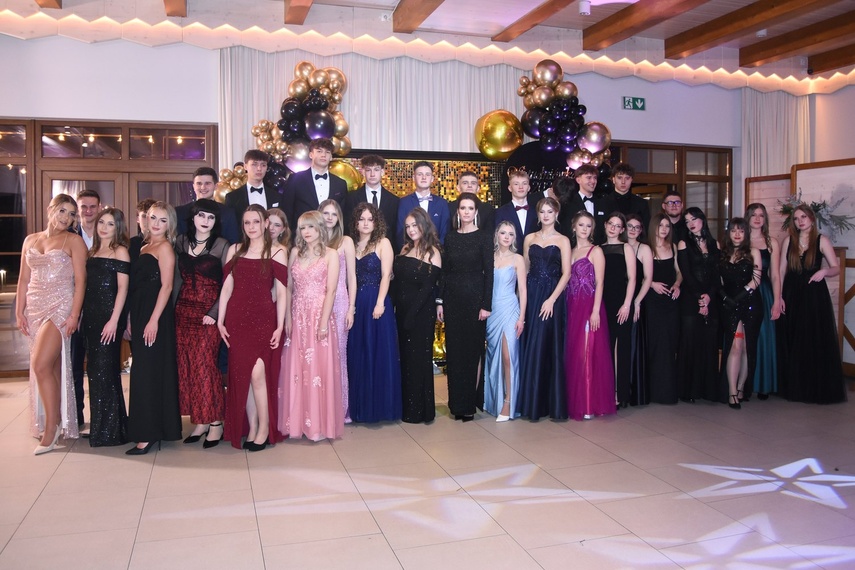 Studniówka II LO zdjęcie nr 342348