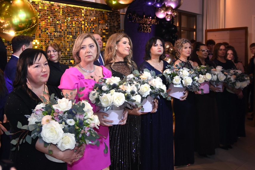 Studniówka II LO zdjęcie nr 342328