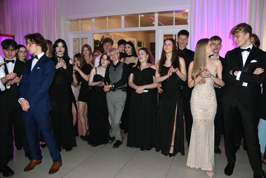 Studniówka II LO zdjęcie nr 342409