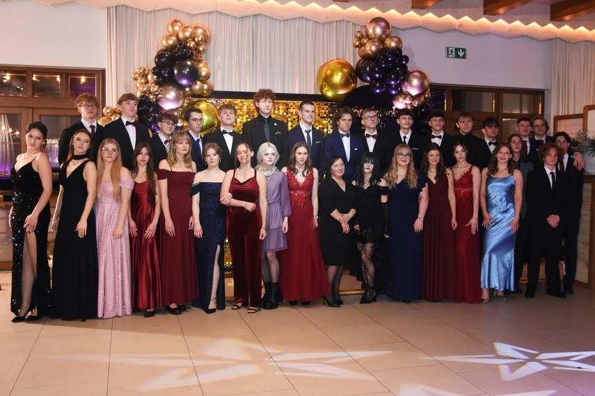 Studniówka II LO zdjęcie nr 342349