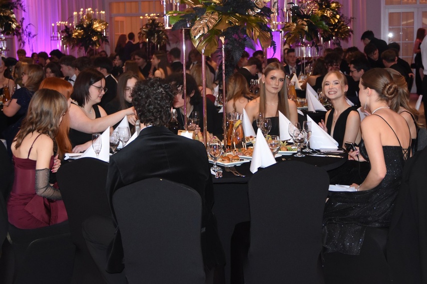 Studniówka II LO zdjęcie nr 342344