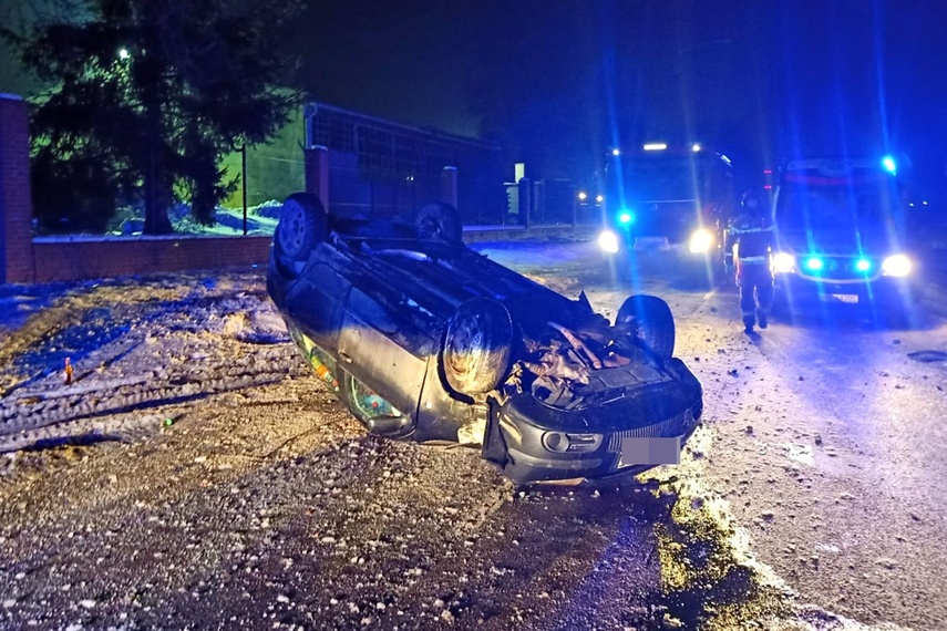 Dachowanie na Mazurskiej zdjęcie nr 342499