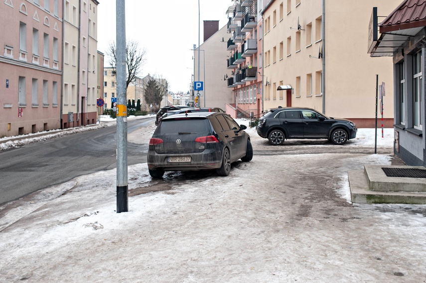 Chodniki skute lodem zdjęcie nr 342526