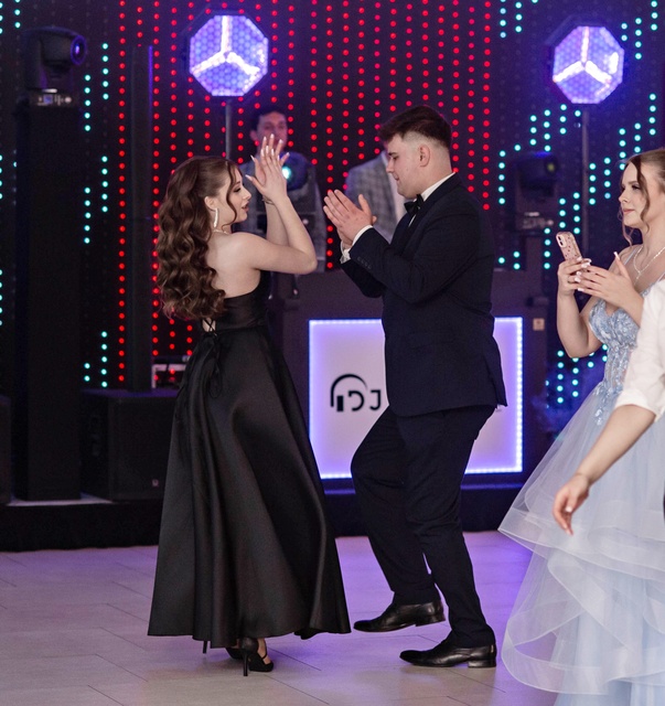 Wspomnienia, które pozostaną. Studniówka ZST zdjęcie nr 342864