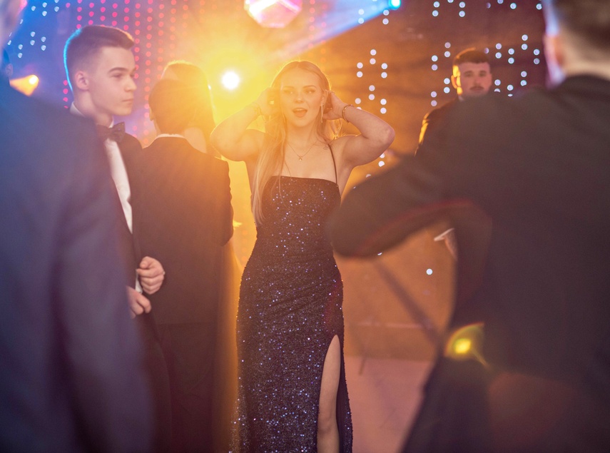 Wspomnienia, które pozostaną. Studniówka ZST zdjęcie nr 342883