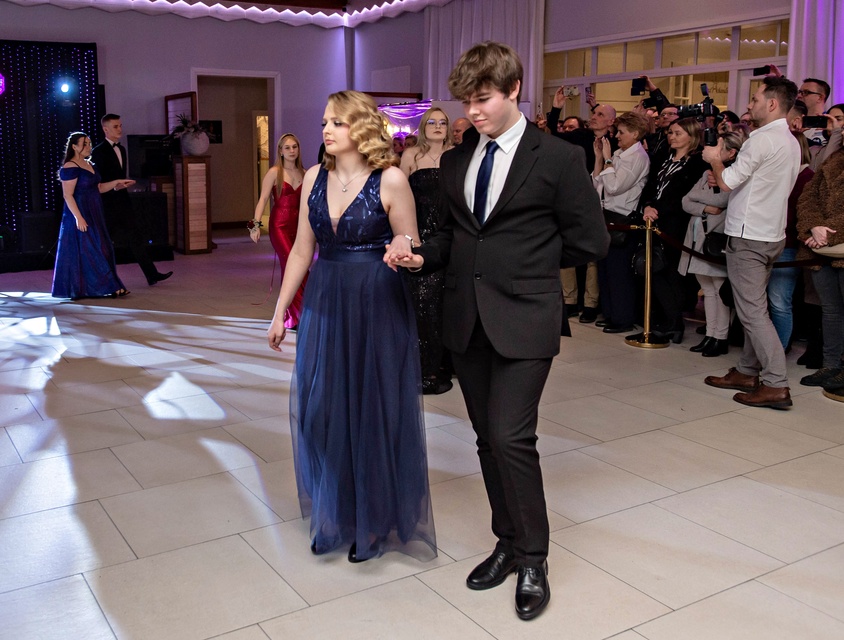 Wyjątkowy wieczór. Studniówka ZSM zdjęcie nr 343015