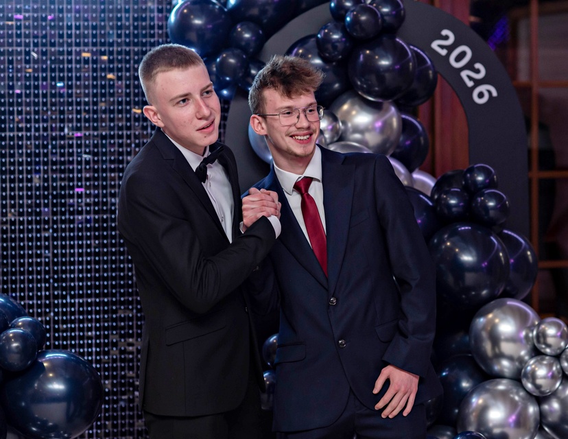 Wyjątkowy wieczór. Studniówka ZSM zdjęcie nr 343063