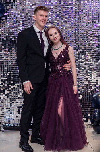 Wyjątkowy wieczór. Studniówka ZSM zdjęcie nr 343055