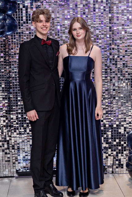 Wyjątkowy wieczór. Studniówka ZSM zdjęcie nr 343056