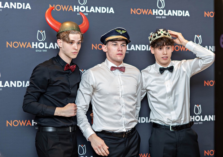 Wyjątkowy wieczór. Studniówka ZSM zdjęcie nr 343117