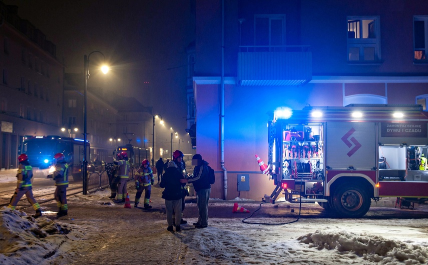 Pożar na ul. 1 Maja zdjęcie nr 343275