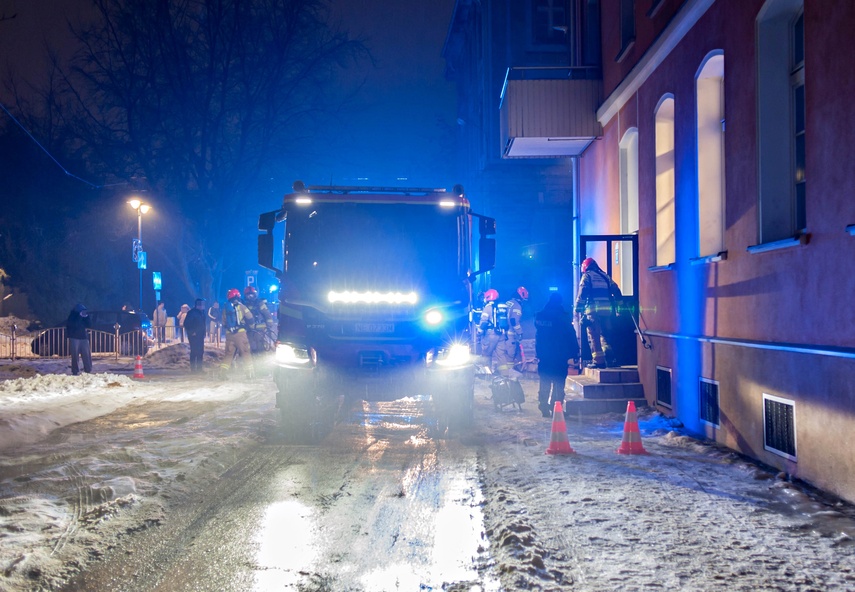 Pożar na ul. 1 Maja zdjęcie nr 343282