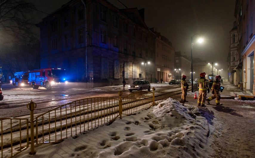 Pożar na ul. 1 Maja zdjęcie nr 343278