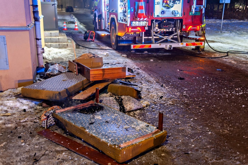 Pożar na ul. 1 Maja zdjęcie nr 343280