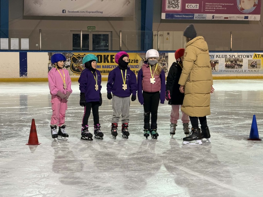 Łyżwiarskie Czwartki cieszą się popularnością zdjęcie nr 343520
