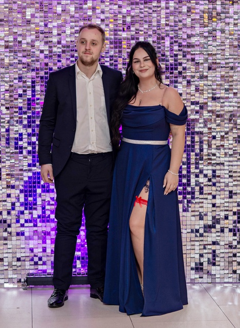 "Jest energia na dobrą imprezę!" Studniówka ZSEiO zdjęcie nr 343757